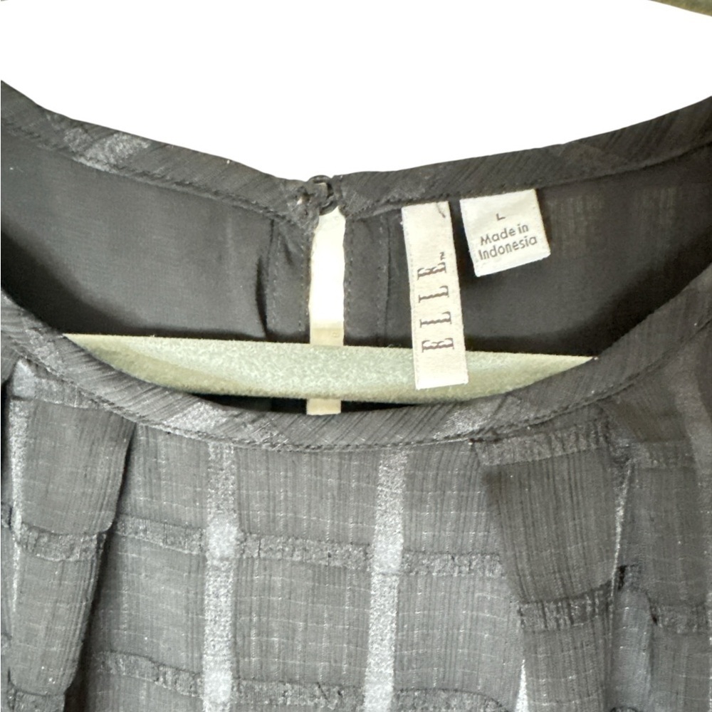 Elle Checkered Ruffle Blouse - Picture 2 of 5